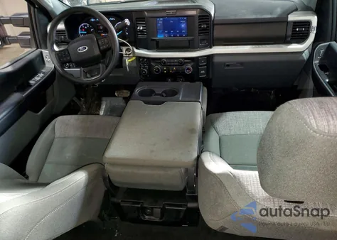 2026 Ford F350 Super Duty z USA, uszkodzony, nr VIN 1FT8W3BT0TEC72758